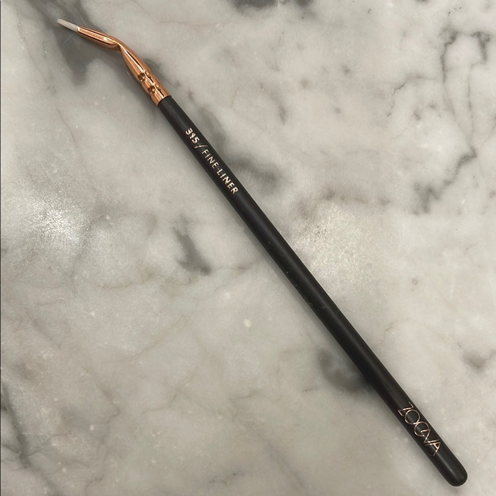Zoeva 315 Fine Liner Brush - Black and Rose Gold